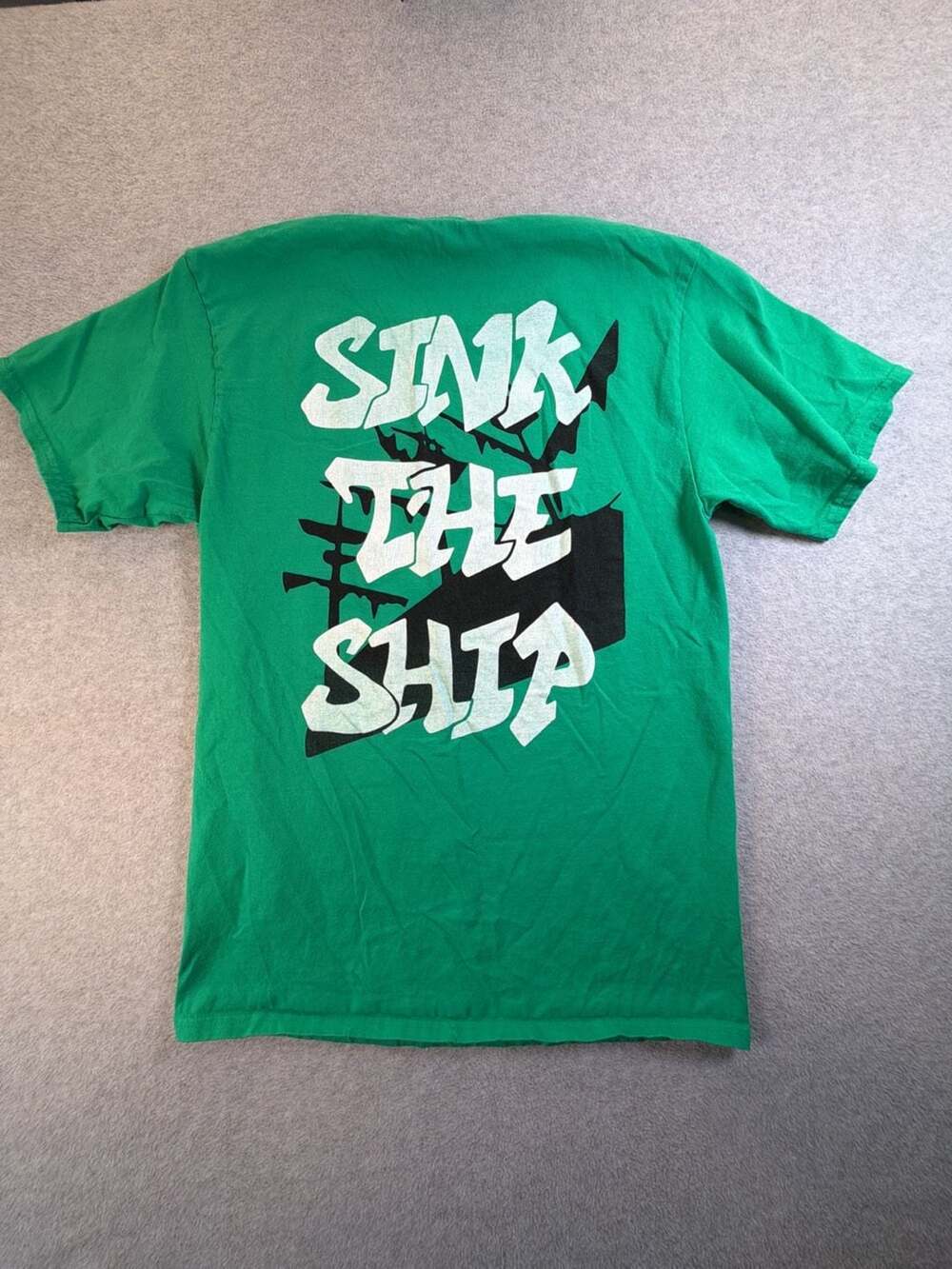 Sink The Ship Graphic T-Shirt Green